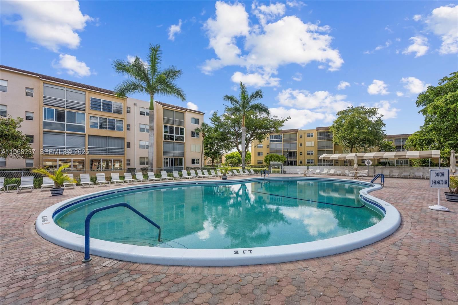 SOMERSET NO SIX CONDO - Residential