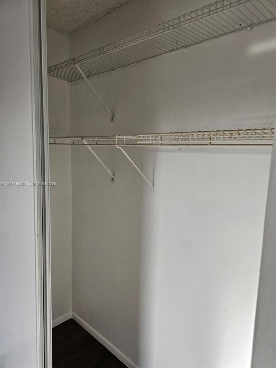 NEWPORT CONDO - Residential