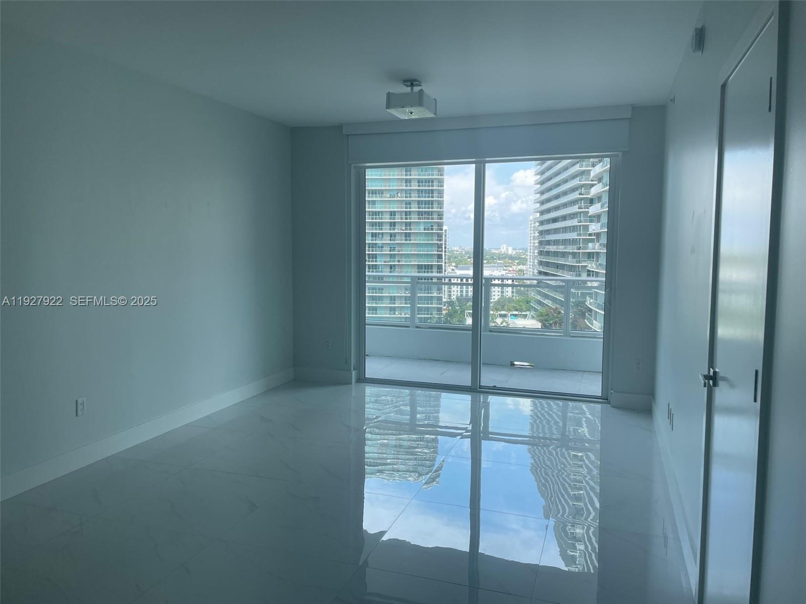 1080 Brickell Ave 1607