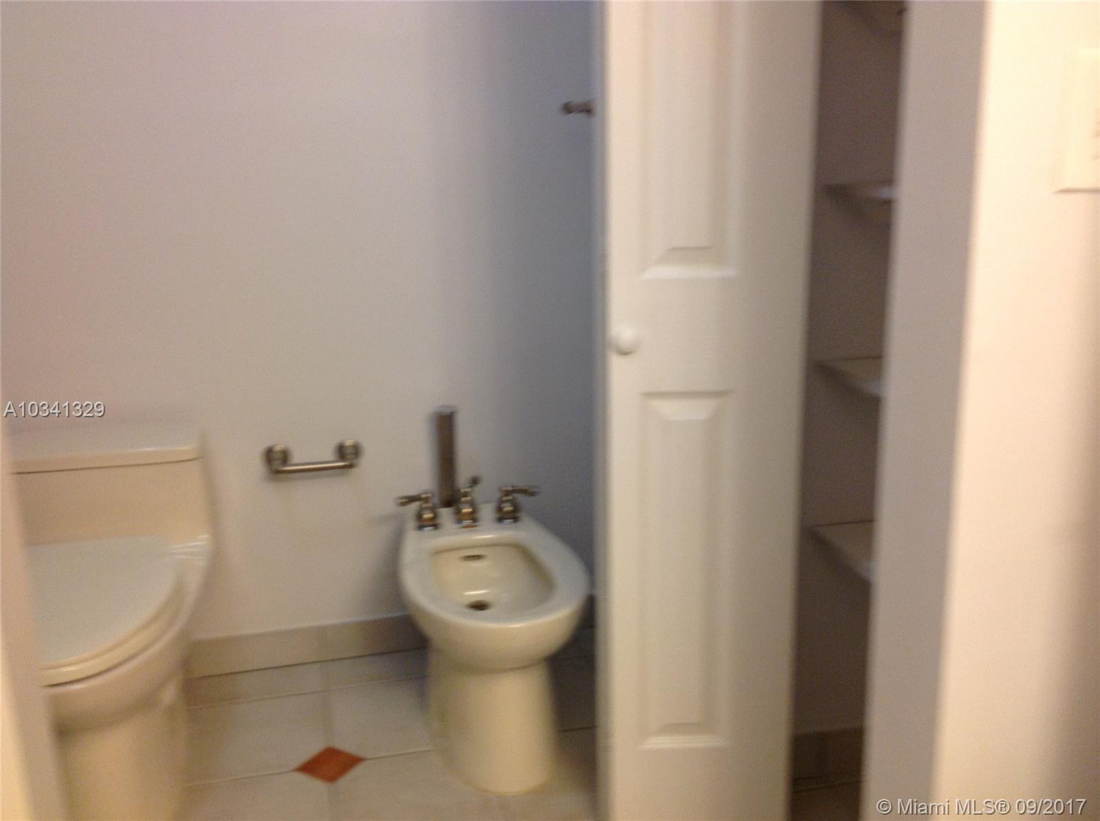 COSTA DEL SOL CONDO NO 4 - Residential Lease