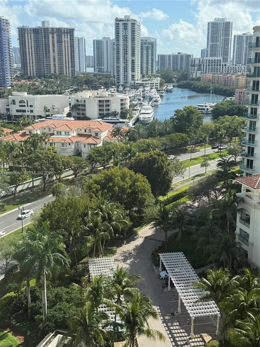 TURNBERRY VLG NO TOWER CO - Residential