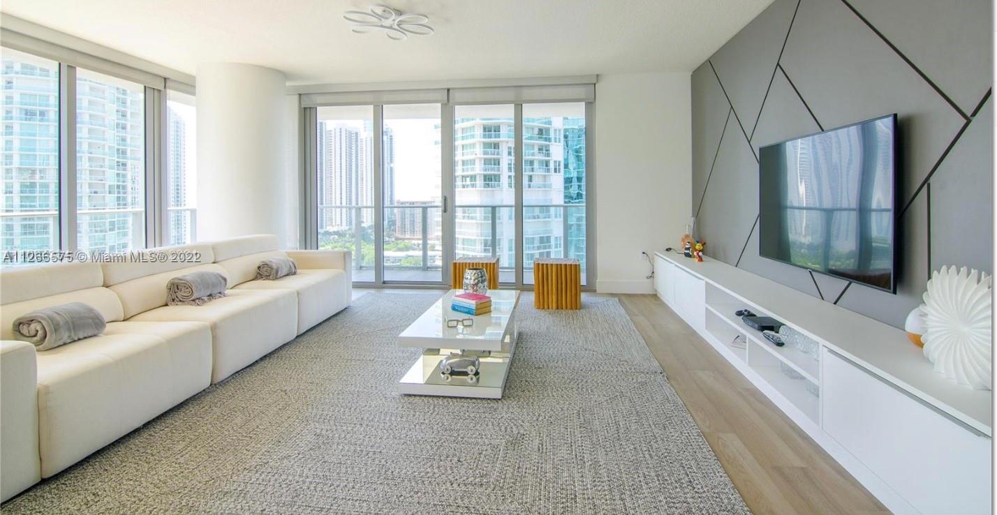 PARQUE TOWERS CONDO - Residential Lease