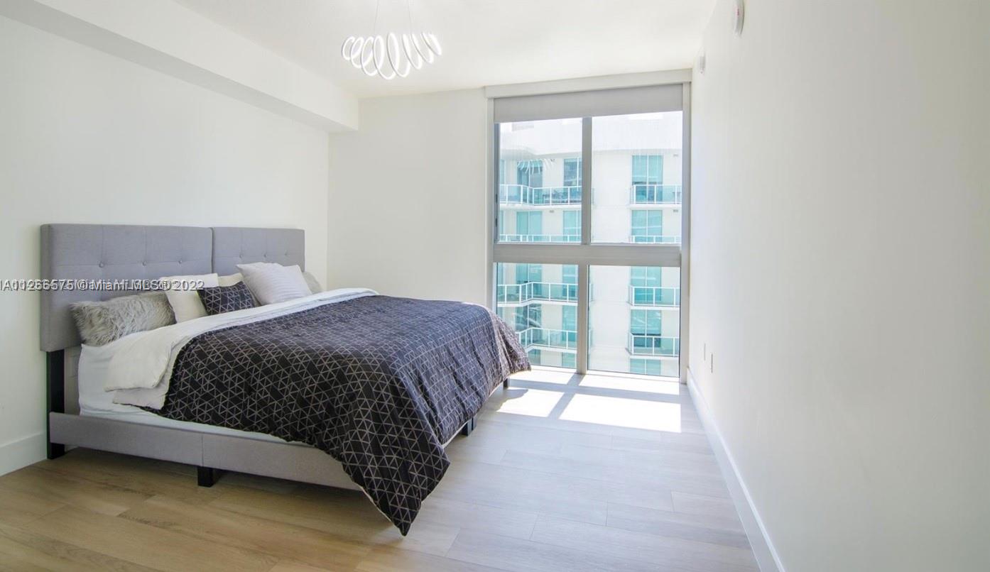 PARQUE TOWERS CONDO - Residential Lease