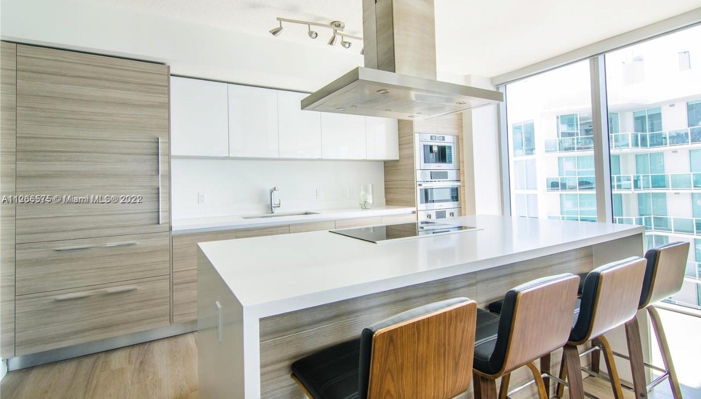 PARQUE TOWERS CONDO - Residential Lease