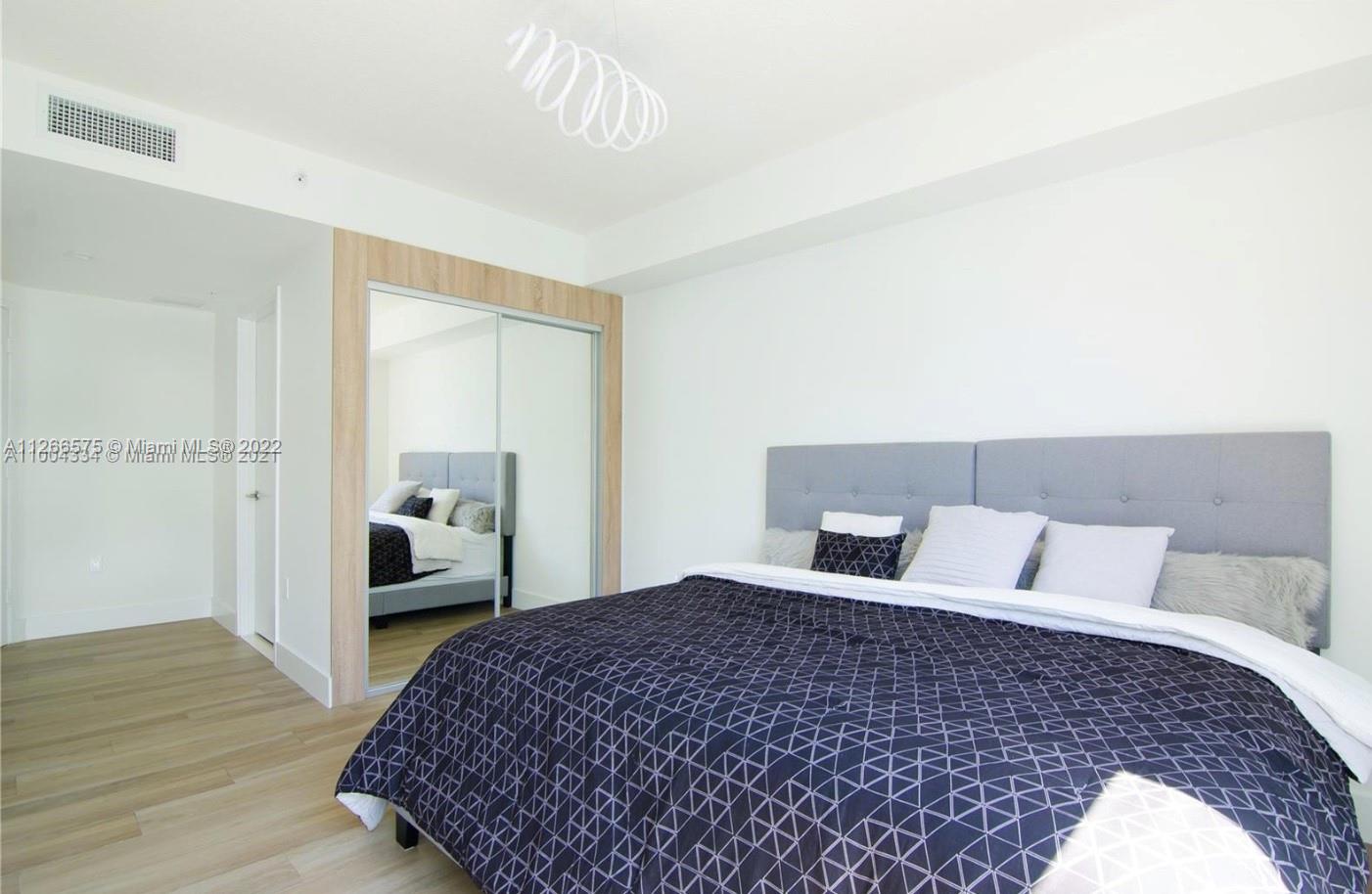 PARQUE TOWERS CONDO - Residential Lease