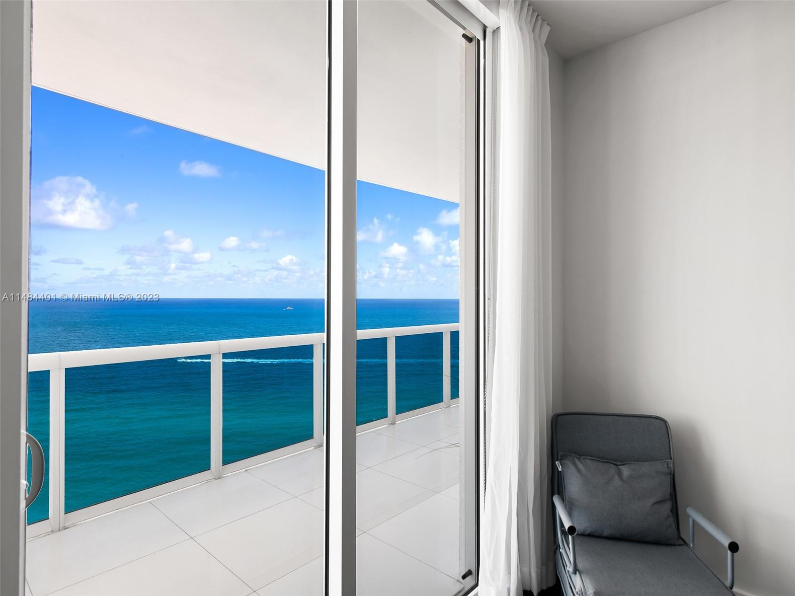 2711 HOLLYWOOD BEACH COND - Residential