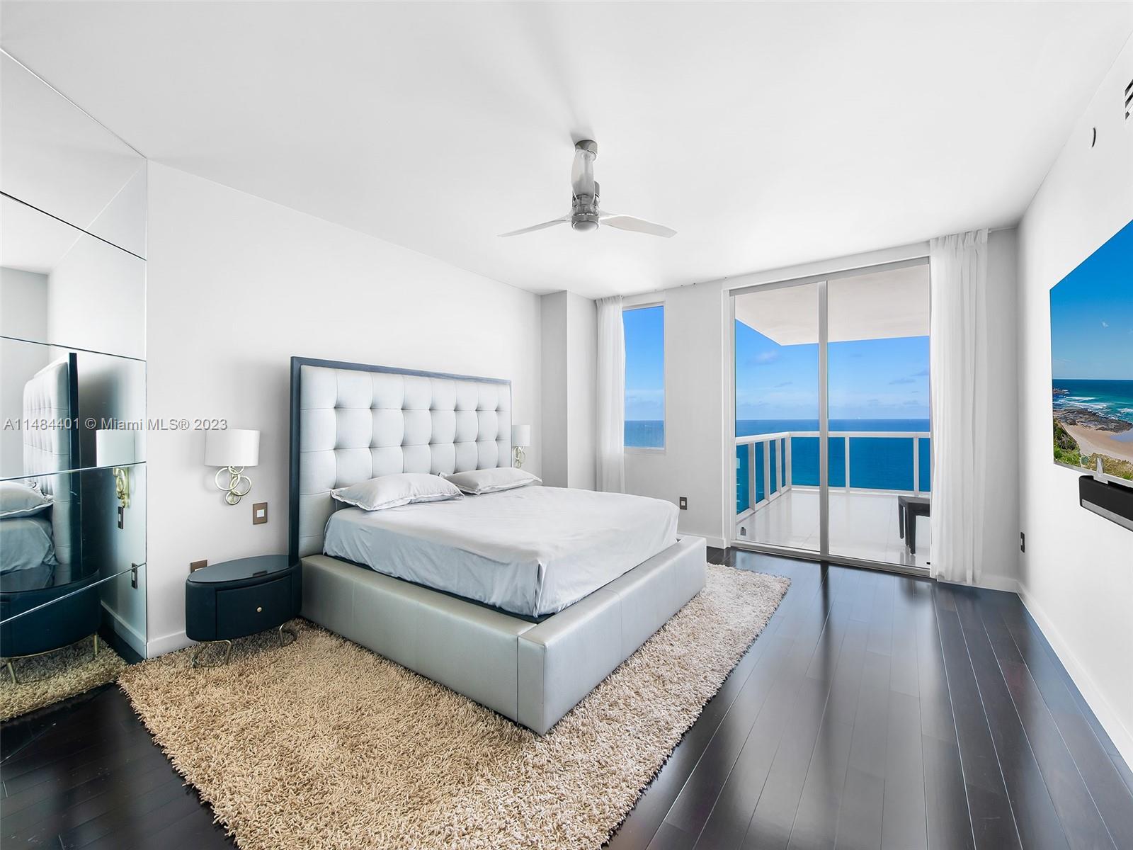 2711 HOLLYWOOD BEACH COND - Residential