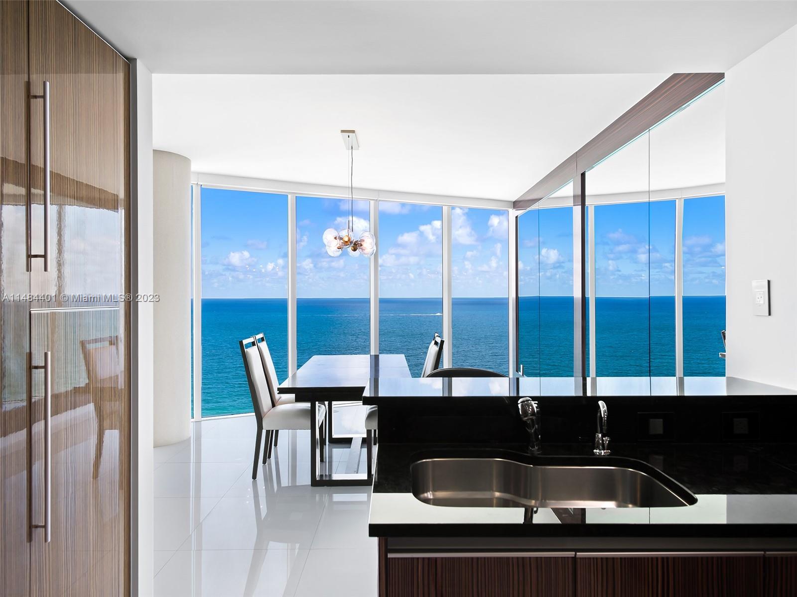 2711 HOLLYWOOD BEACH COND - Residential