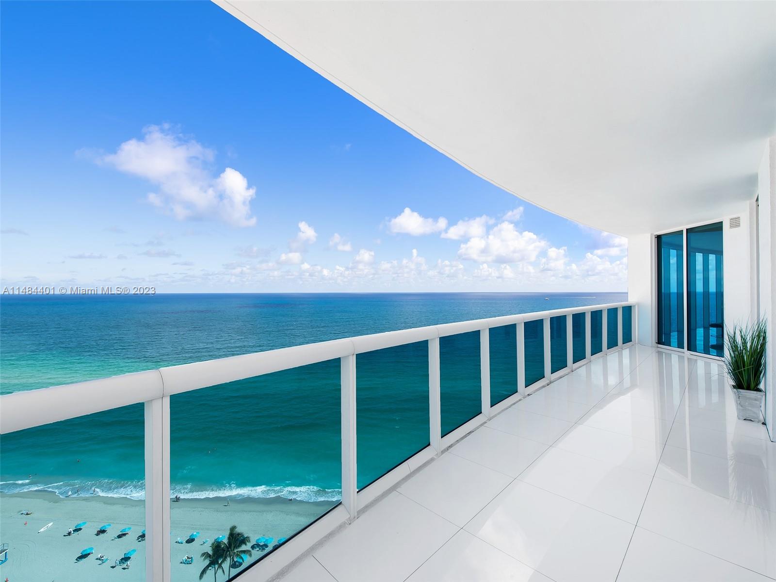 2711 HOLLYWOOD BEACH COND - Residential