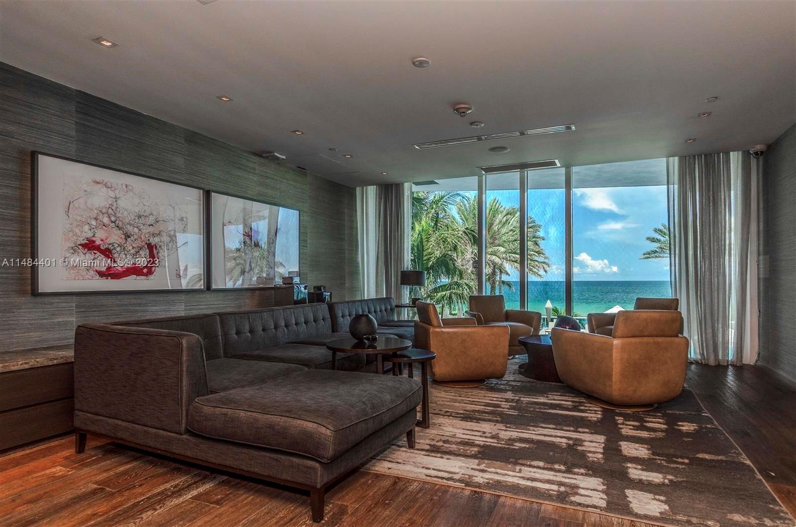 2711 HOLLYWOOD BEACH COND - Residential