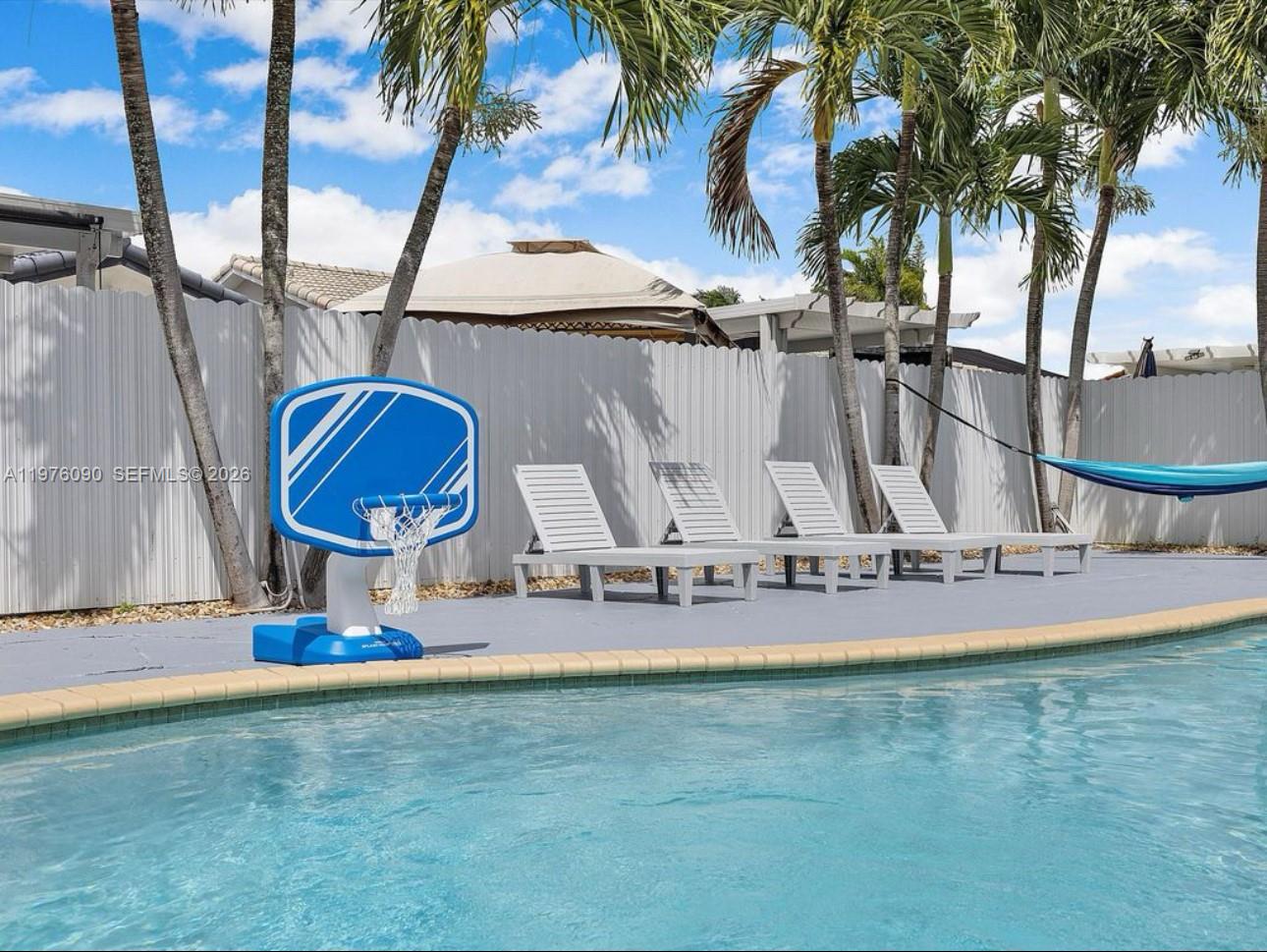 LUZ ESTELA SUB - Residential Lease