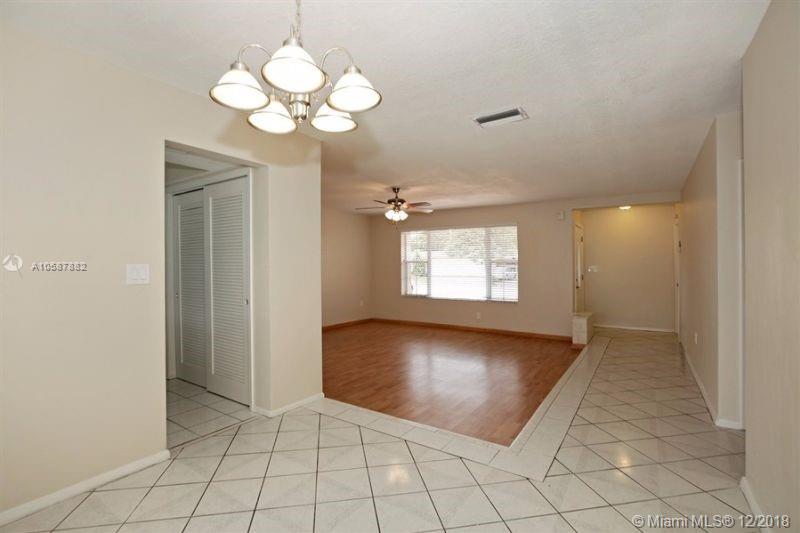 MIRAMAR ISLES SEC 5 - Residential Lease