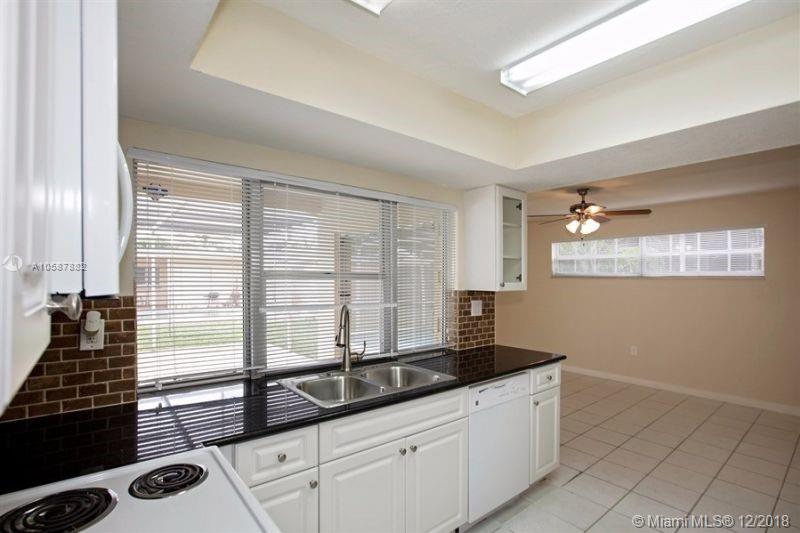 MIRAMAR ISLES SEC 5 - Residential Lease