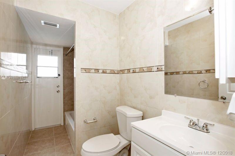 MIRAMAR ISLES SEC 5 - Residential Lease