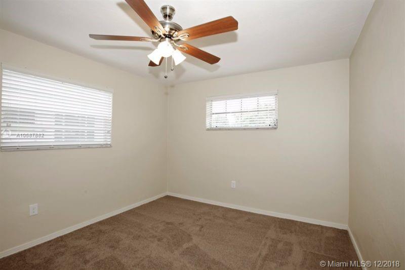 MIRAMAR ISLES SEC 5 - Residential Lease