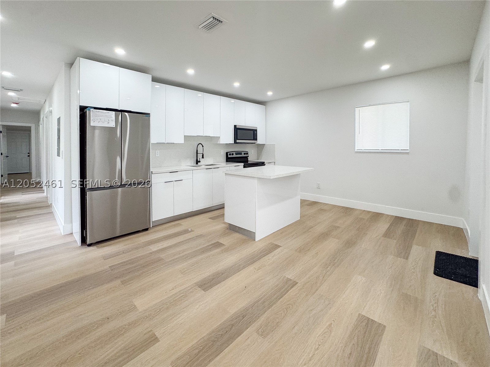 1558 NW 71st St