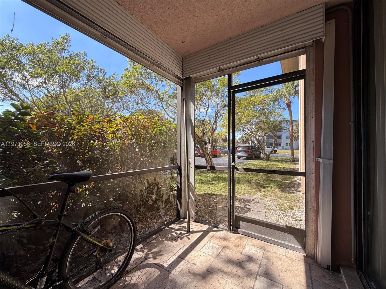 COCO WOOD CONDO - Residential