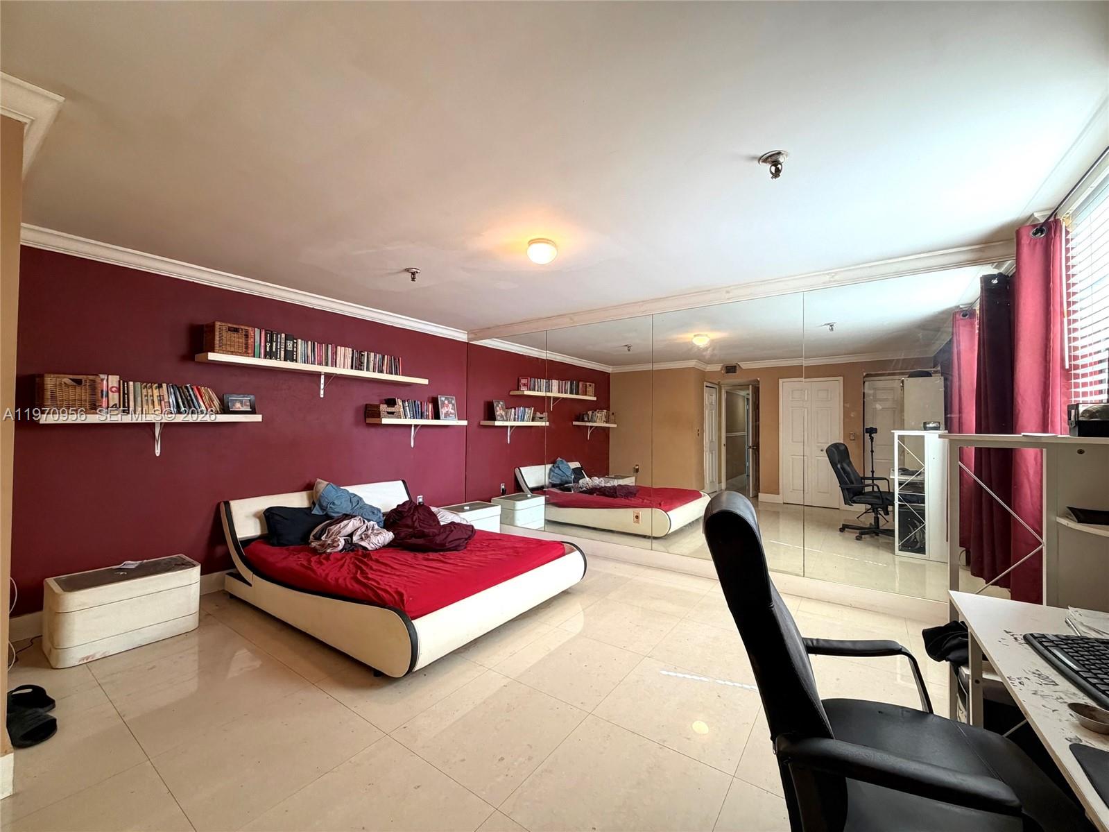 COCO WOOD CONDO - Residential