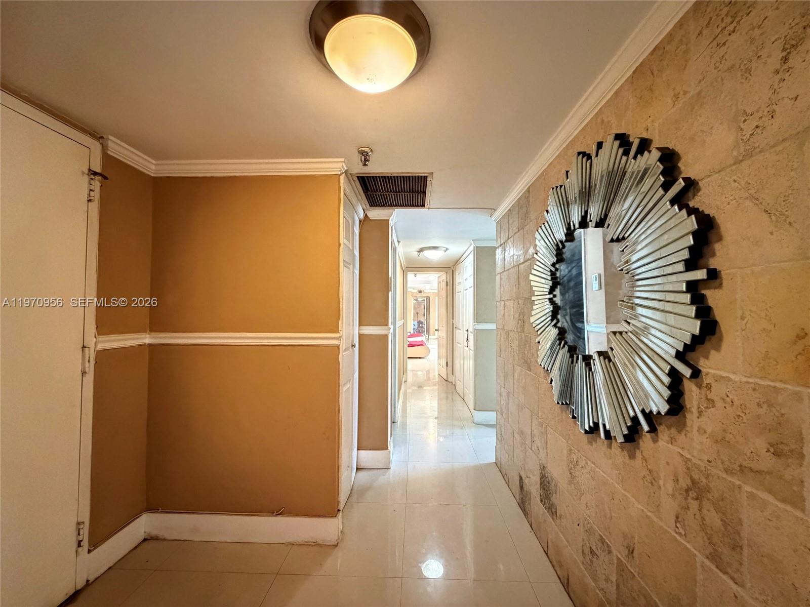 COCO WOOD CONDO - Residential