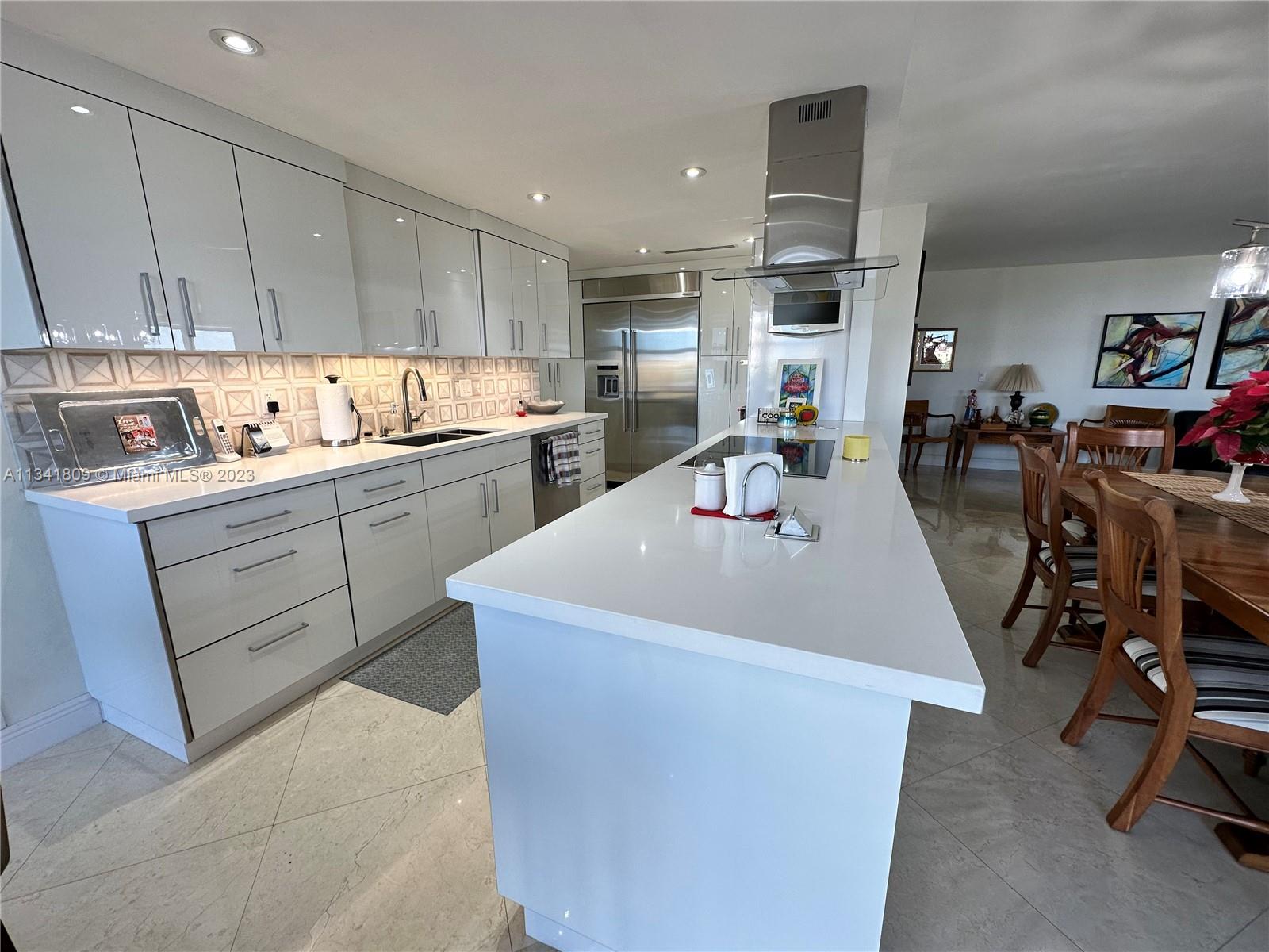 Photo 3 of 6 of 1111 Crandon Blvd C501 condo