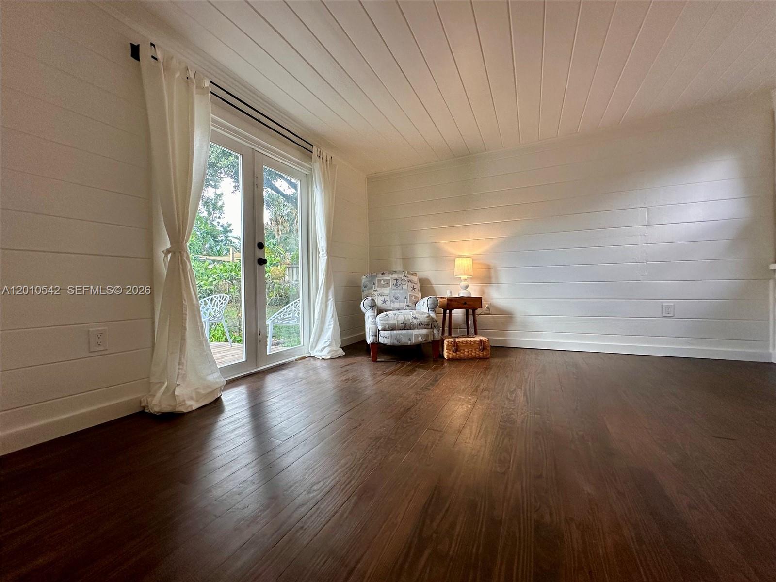 SEA VIEW TERRACE - Residential