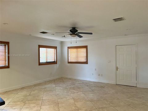 Single Family Residence in Hialeah FL 6448 11th Ave Ave 13.jpg