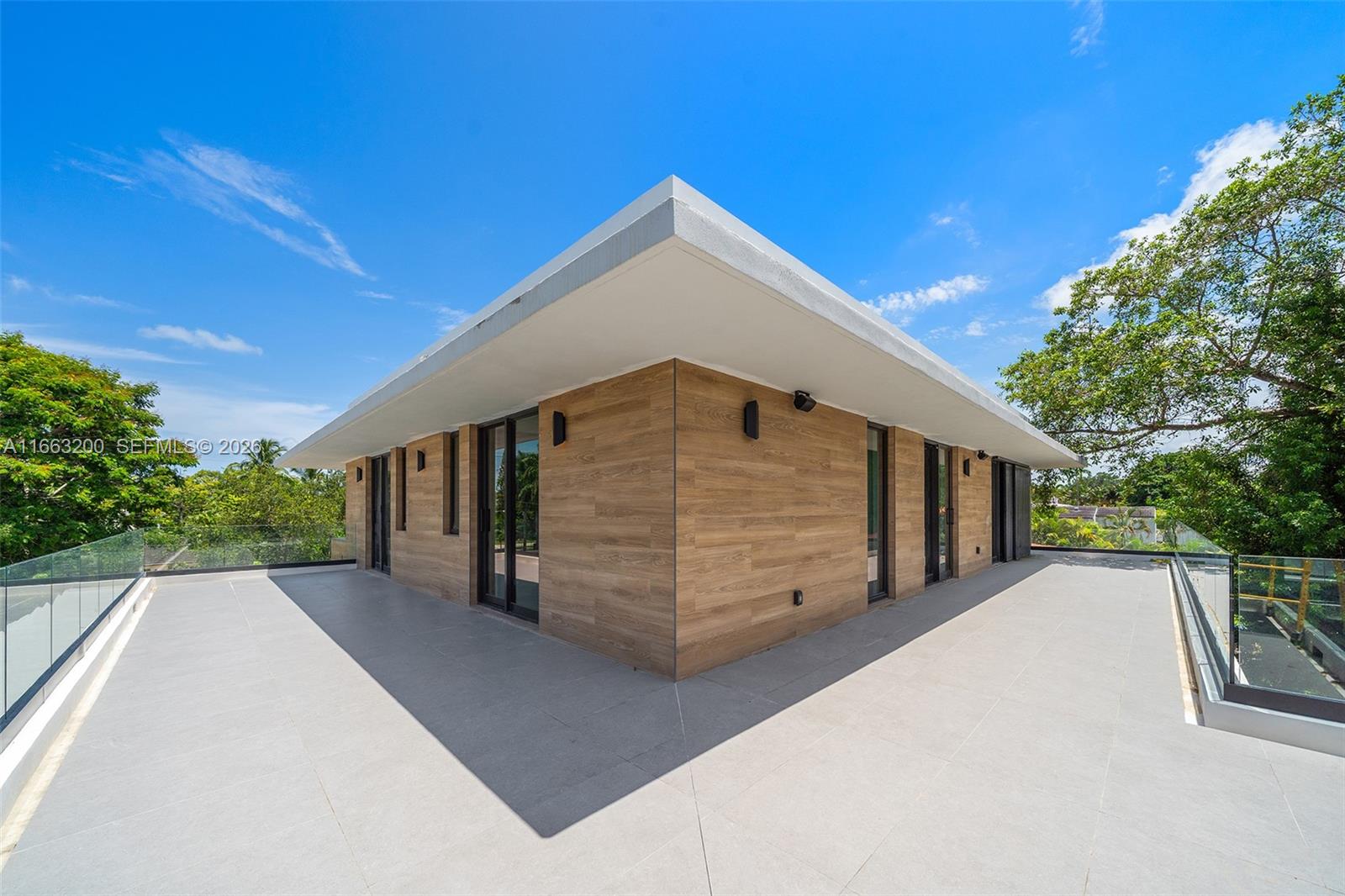 NAUTILUS EXTENSION 2ND - Residential