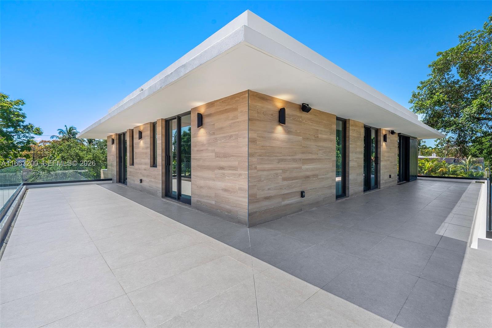 NAUTILUS EXTENSION 2ND - Residential