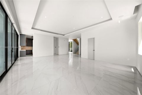 4430 Nautilus Dr Miami Beach FL 33140