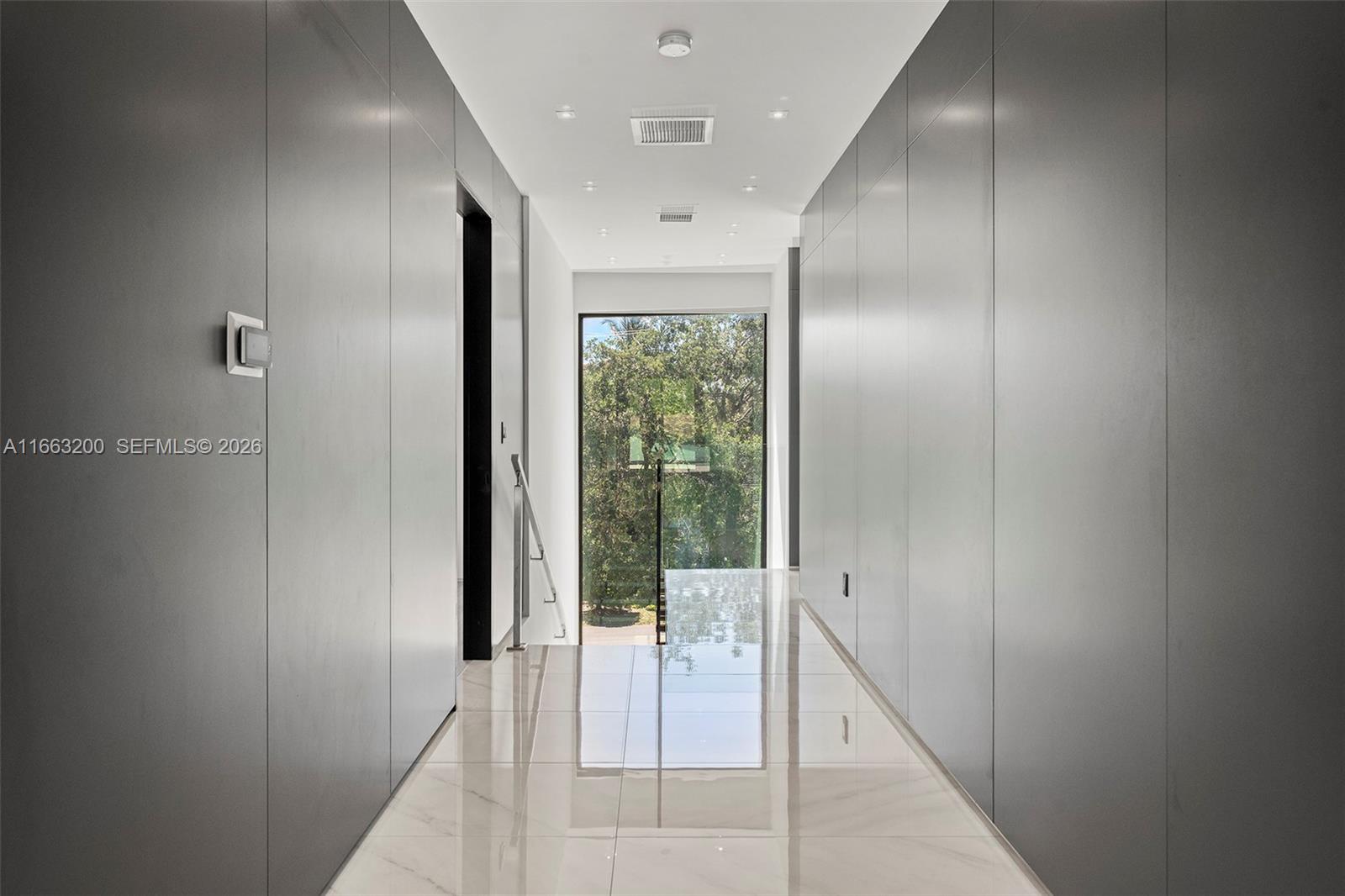 NAUTILUS EXTENSION 2ND - Residential