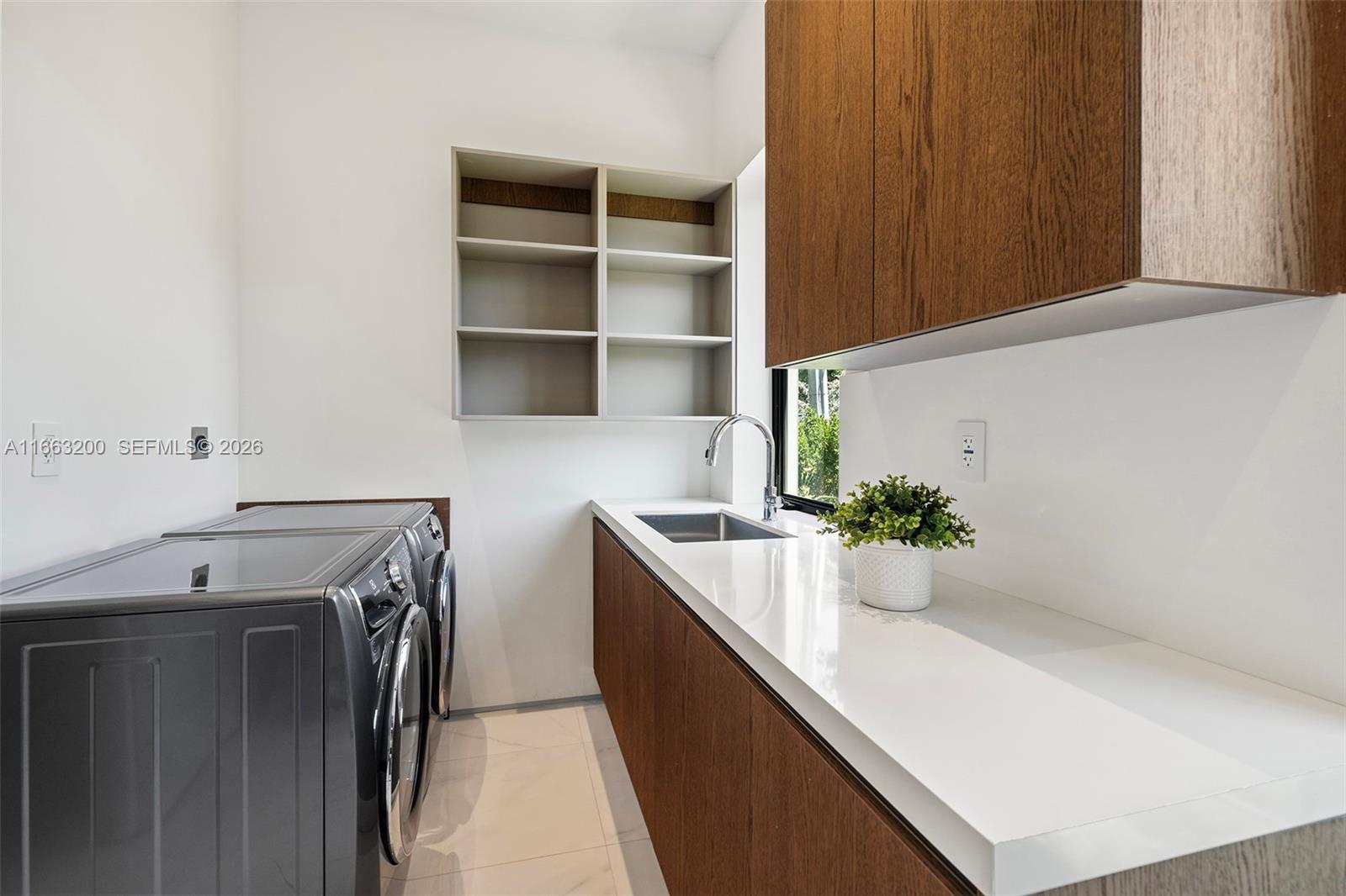 NAUTILUS EXTENSION 2ND - Residential