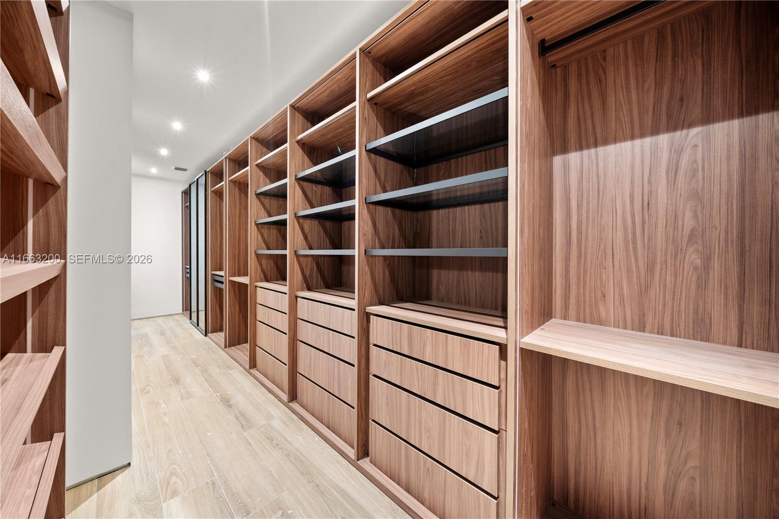 NAUTILUS EXTENSION 2ND - Residential