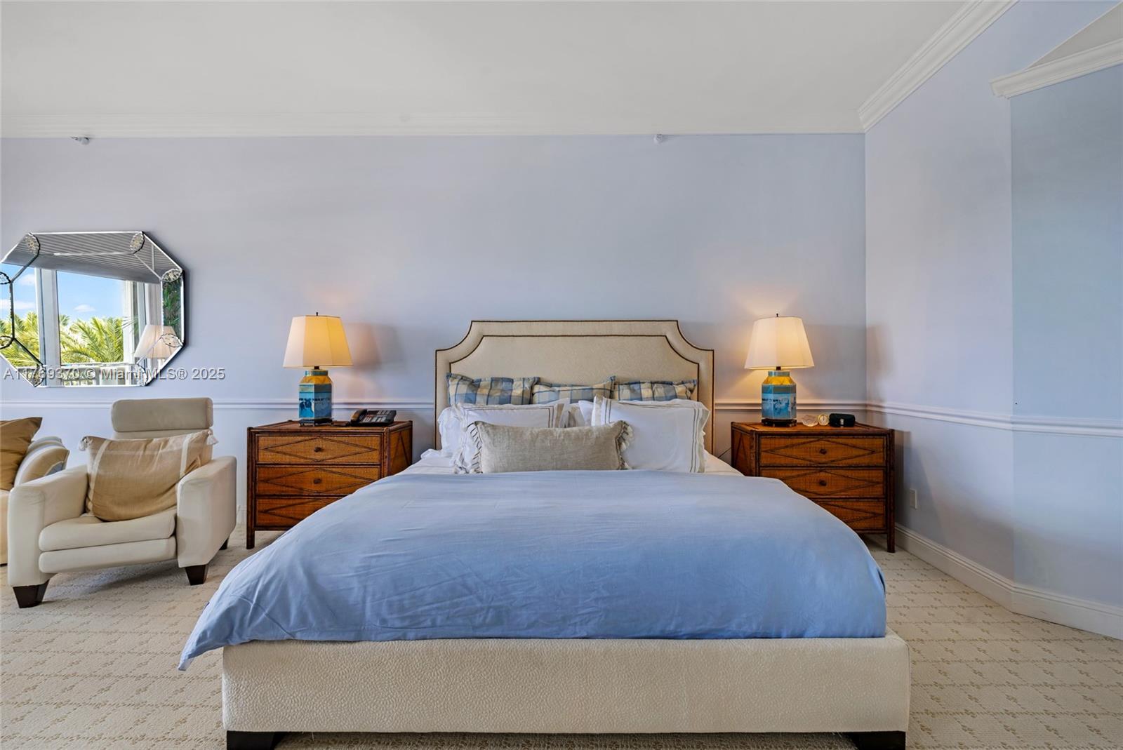 BELLA VISTA MID-RISE SOUT - Residential Lease