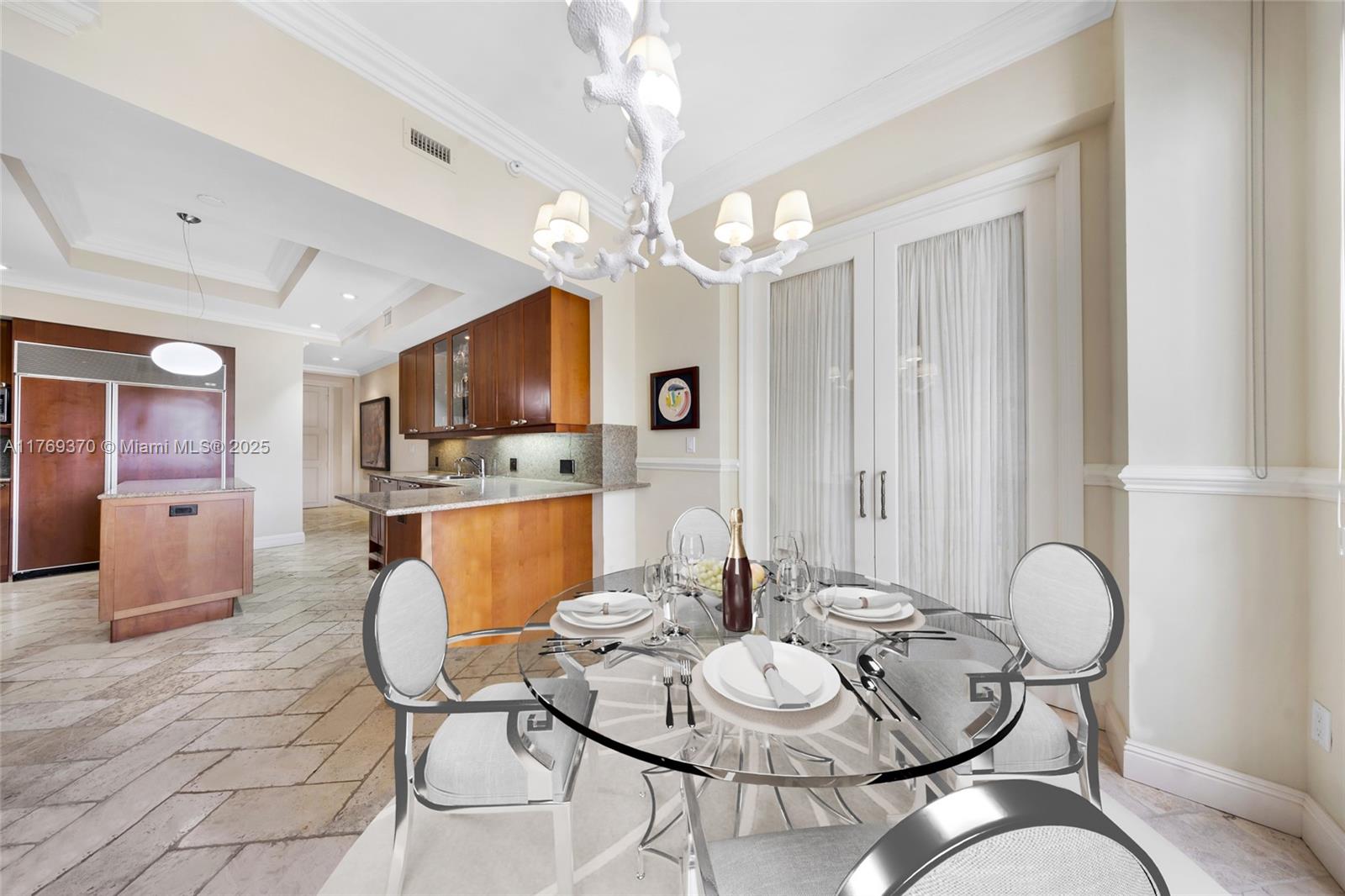 BELLA VISTA MID-RISE SOUT - Residential Lease