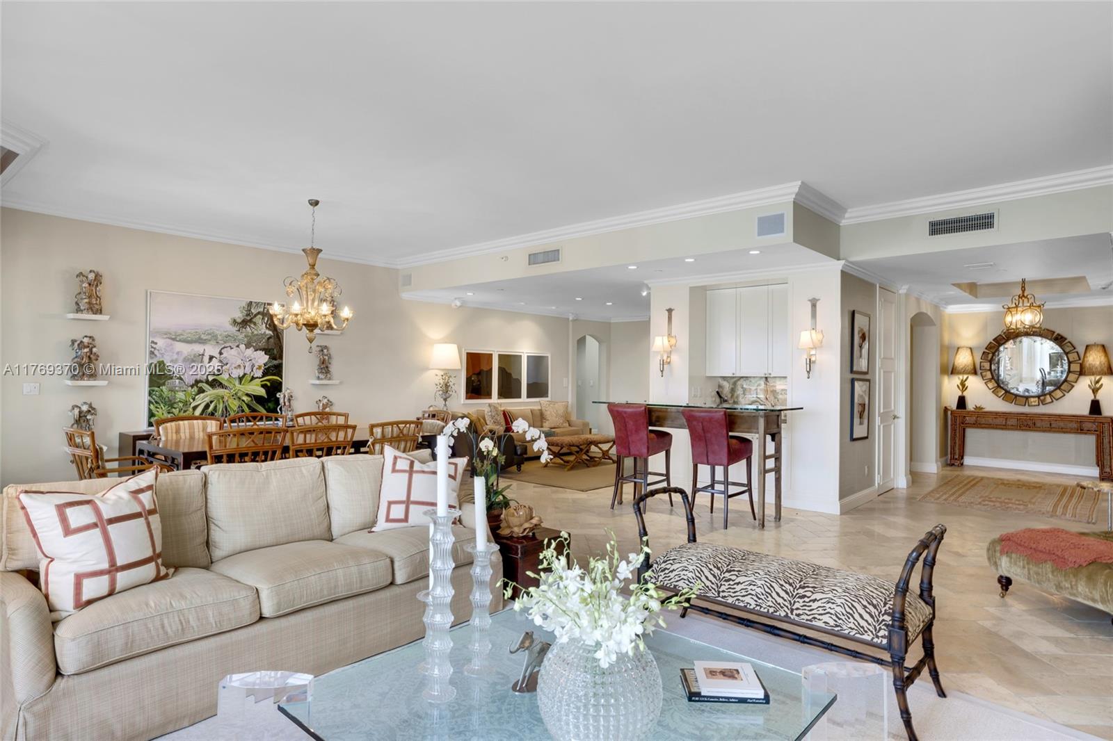 BELLA VISTA MID-RISE SOUT - Residential Lease