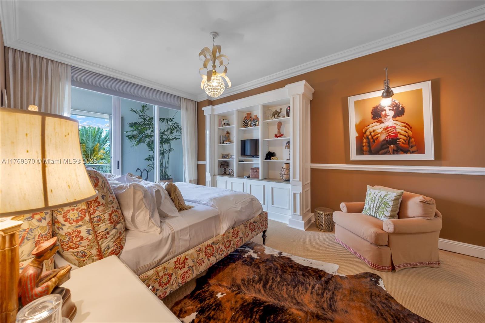 BELLA VISTA MID-RISE SOUT - Residential Lease