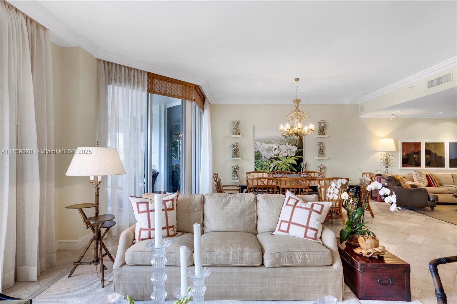 BELLA VISTA MID-RISE SOUT - Residential Lease