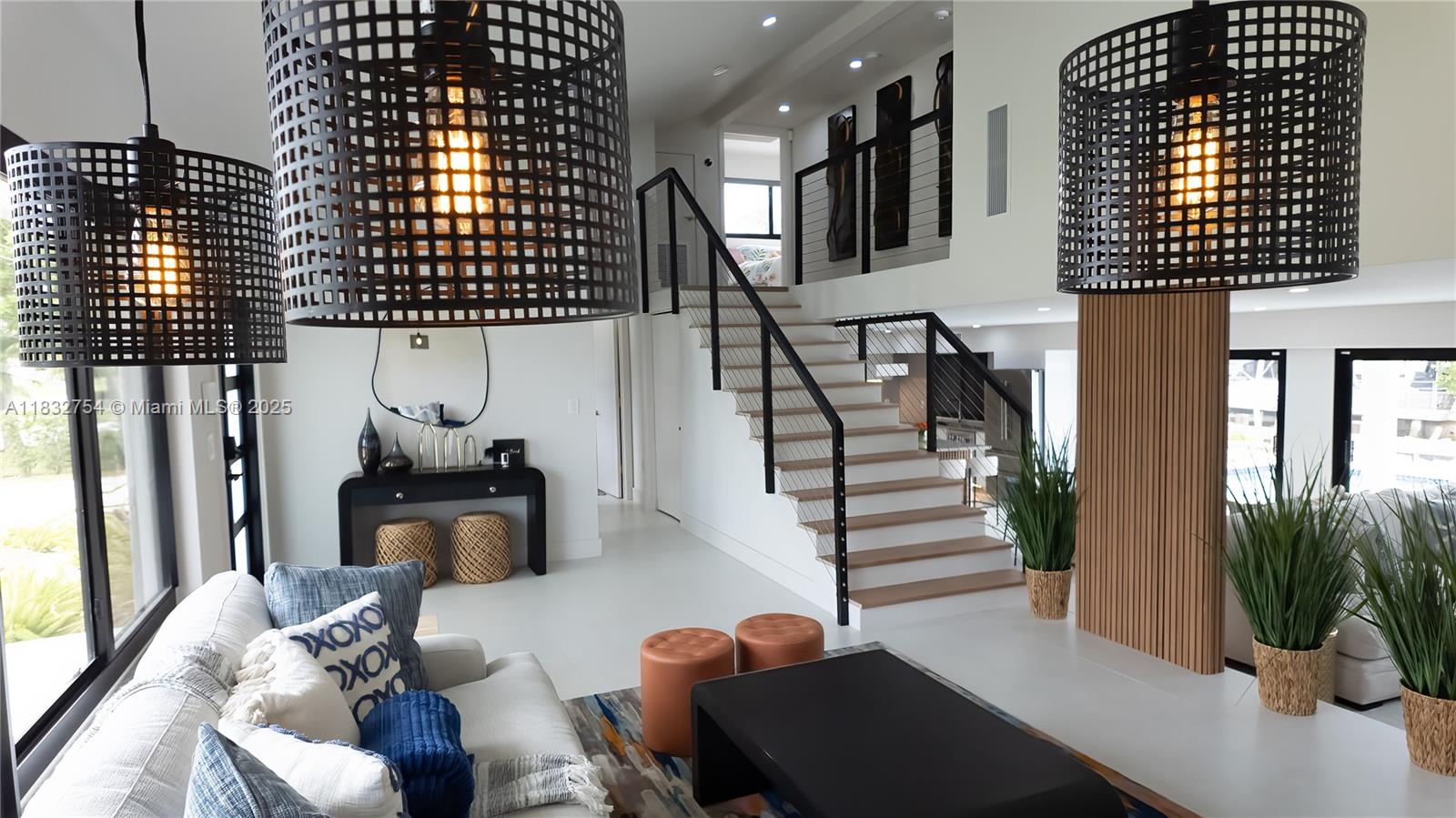 COUNTRY CLUB ISLES - Residential Lease