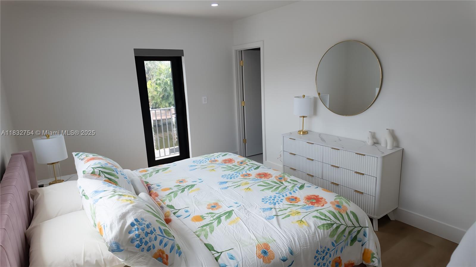 COUNTRY CLUB ISLES - Residential Lease