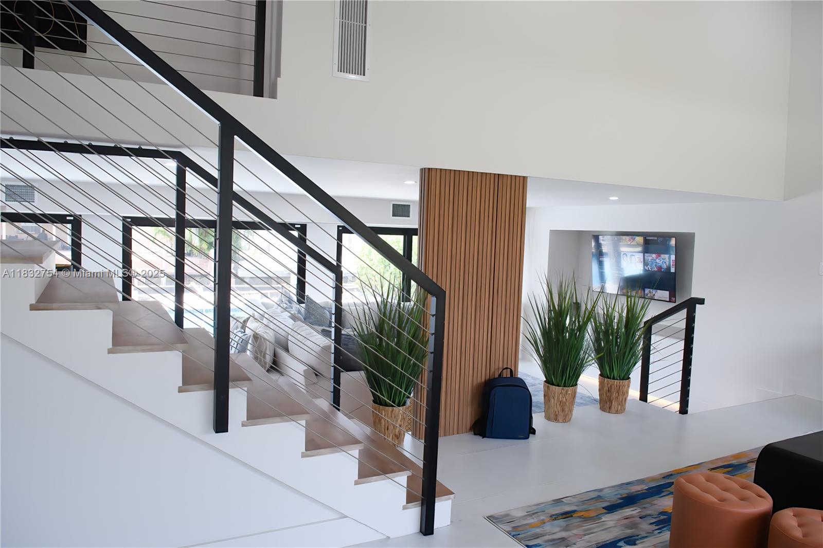 COUNTRY CLUB ISLES - Residential Lease