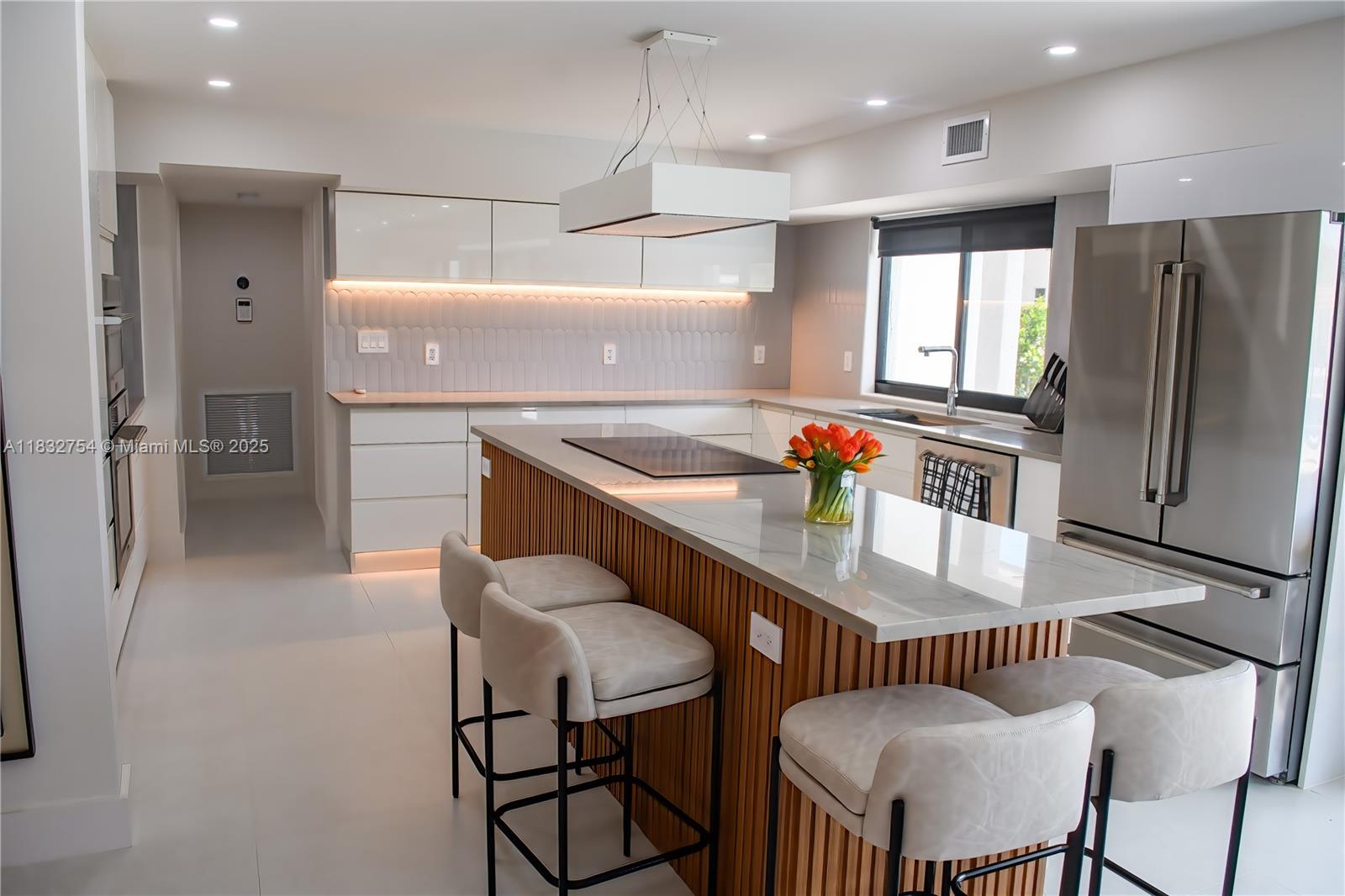 Please check out the virtual tour! $500 per day off season and $1,000K per day in season. 2,412' UNDER AIR. New dock. 2016 remodeled. Large 4 Bedroom (4 KING beds)/4 Bath, Chef's kitchen, Split floor plan, Water views. New ceramic tile flooring. All 4 bathrooms are new, High-End washer and dryer. 2 New HVAC, Impact doors, windows, sliders and garage. Huge pool, New patio pavers. Ocean access! 7 mins to Hillsboro inlet. New SPA, Heated pool, New Outside Kitchen, New Concrete Dock. Rent by the month. Golf course 10 minutes walk. Please check out the virtual tour! HURRY. BOOK NOW.
Available July 7, 2025, to Oct 27, 2025,10,000/month
Available November 11, 2025, to December 14, 2025, 10,000/month
Available January 12, 2026, to June 25, 2026,15,000/month