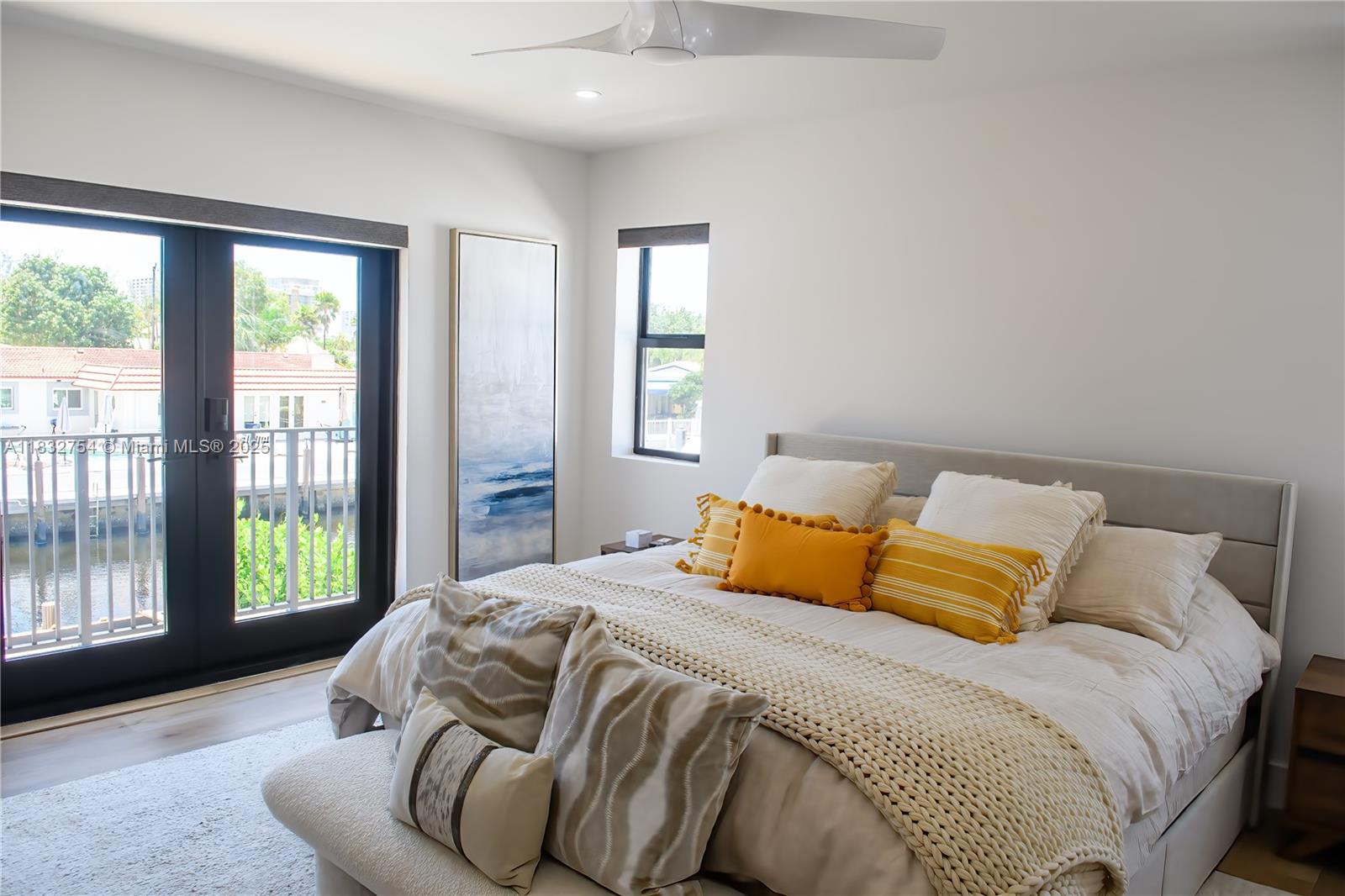 COUNTRY CLUB ISLES - Residential Lease