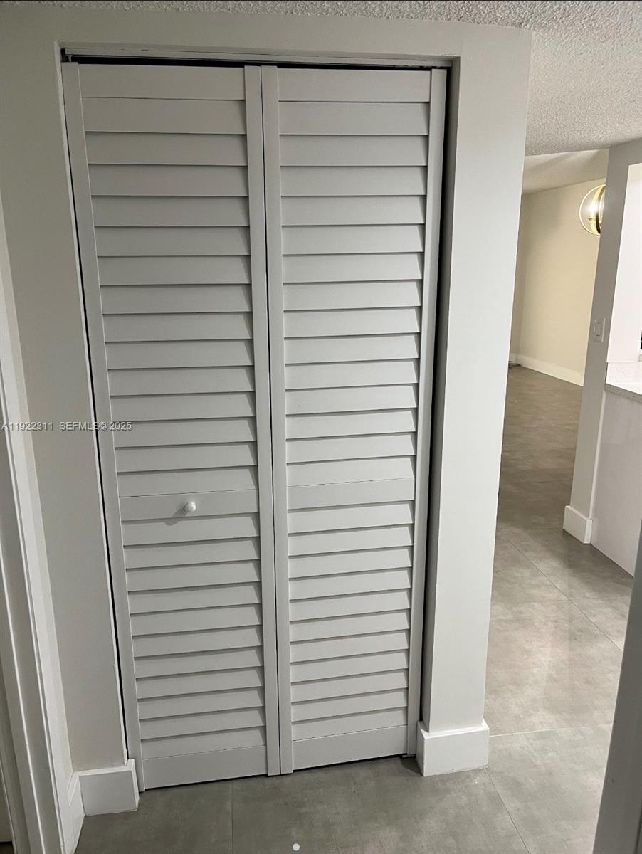 ELAN AT CALUSA CONDO VII - Residential Lease