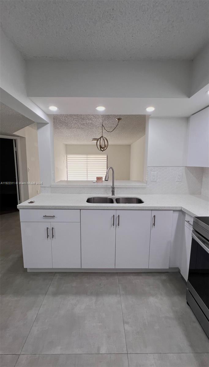 ELAN AT CALUSA CONDO VII - Residential Lease