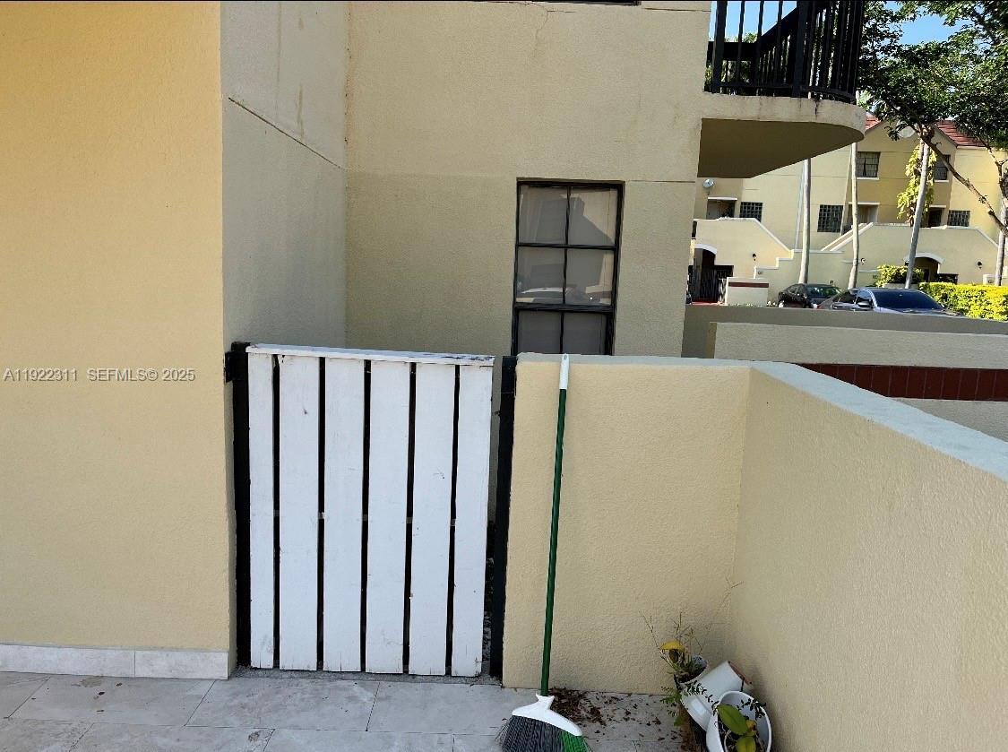 ELAN AT CALUSA CONDO VII - Residential Lease