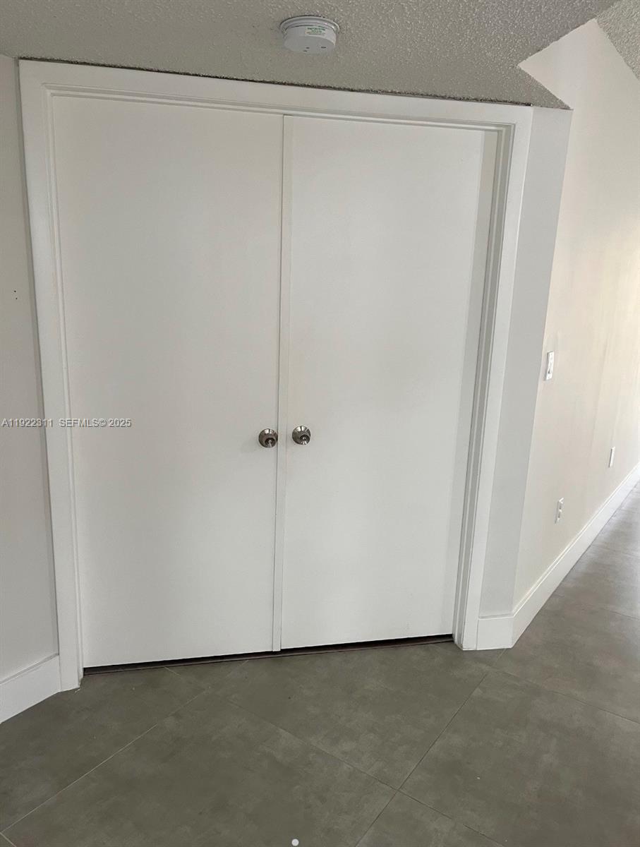 ELAN AT CALUSA CONDO VII - Residential Lease