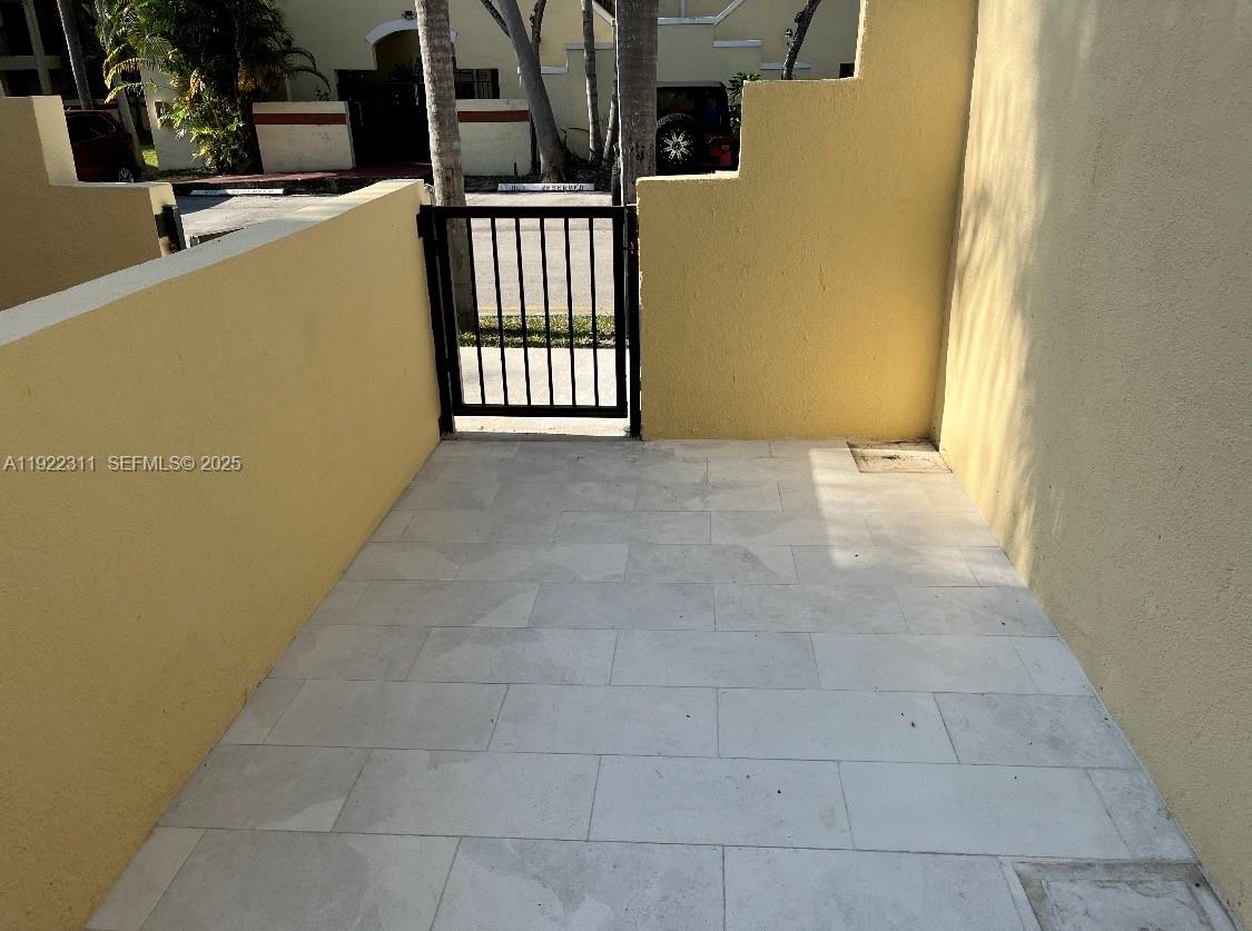 ELAN AT CALUSA CONDO VII - Residential Lease