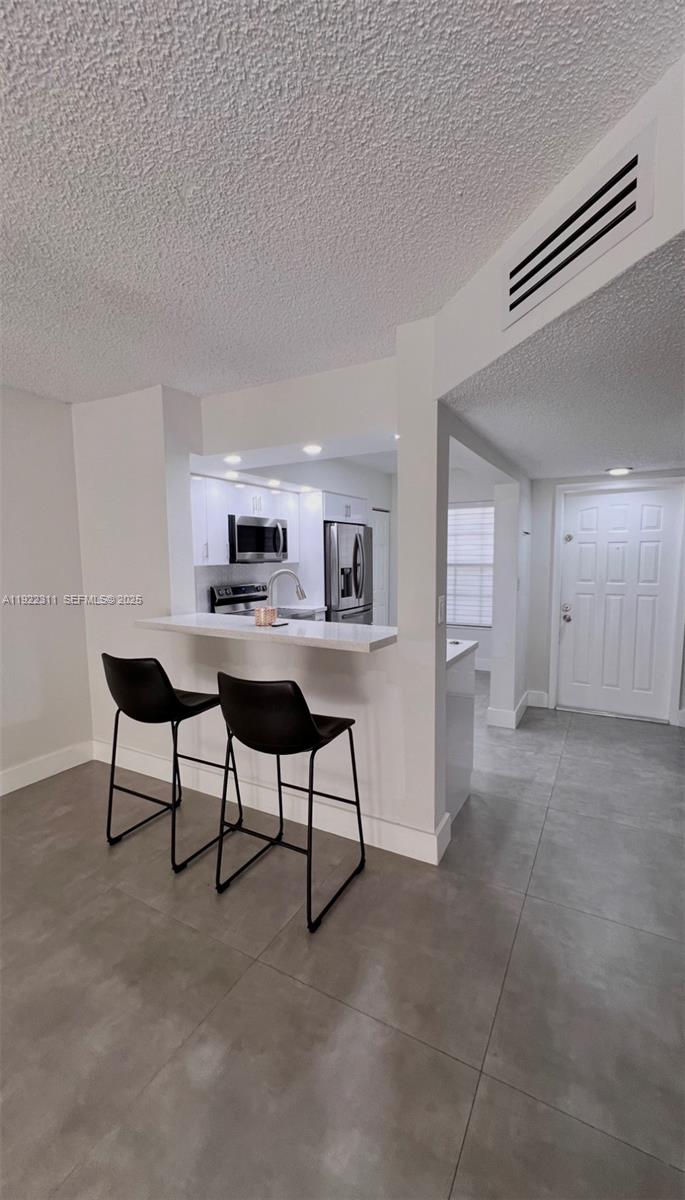 ELAN AT CALUSA CONDO VII - Residential Lease