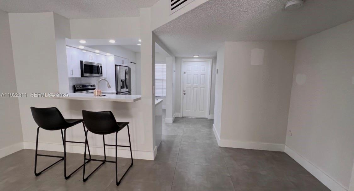 ELAN AT CALUSA CONDO VII - Residential Lease