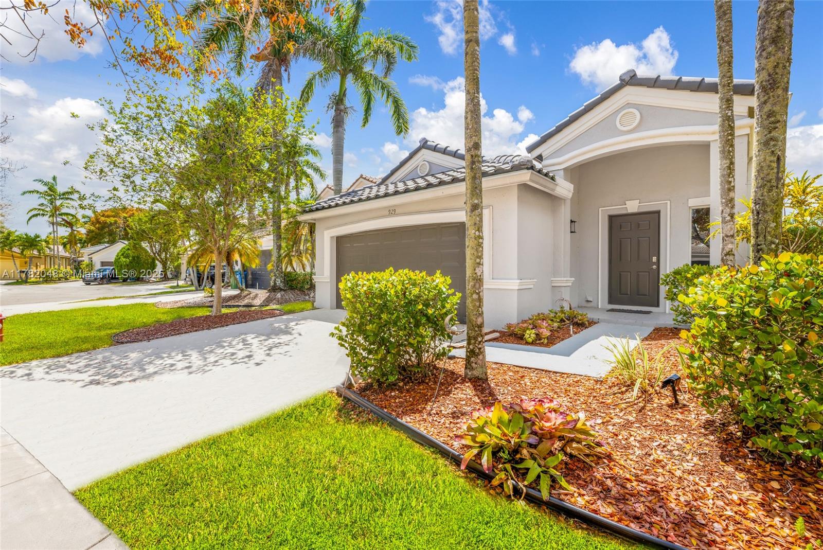 SECTOR 2-PARCELS 12 13 14 - Residential Lease